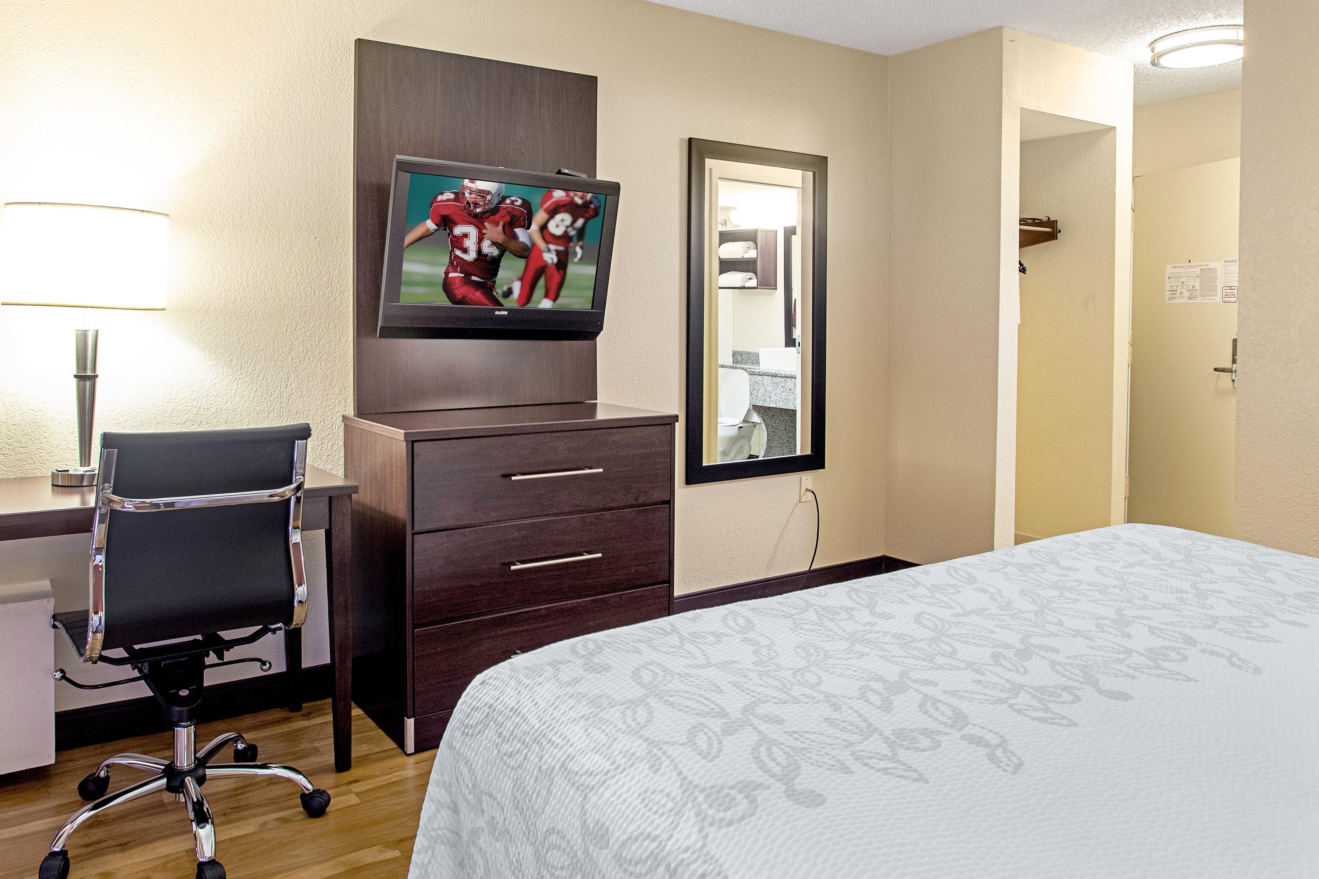 Red Roof Inn Plus+ Wichita East Eksteriør bilde