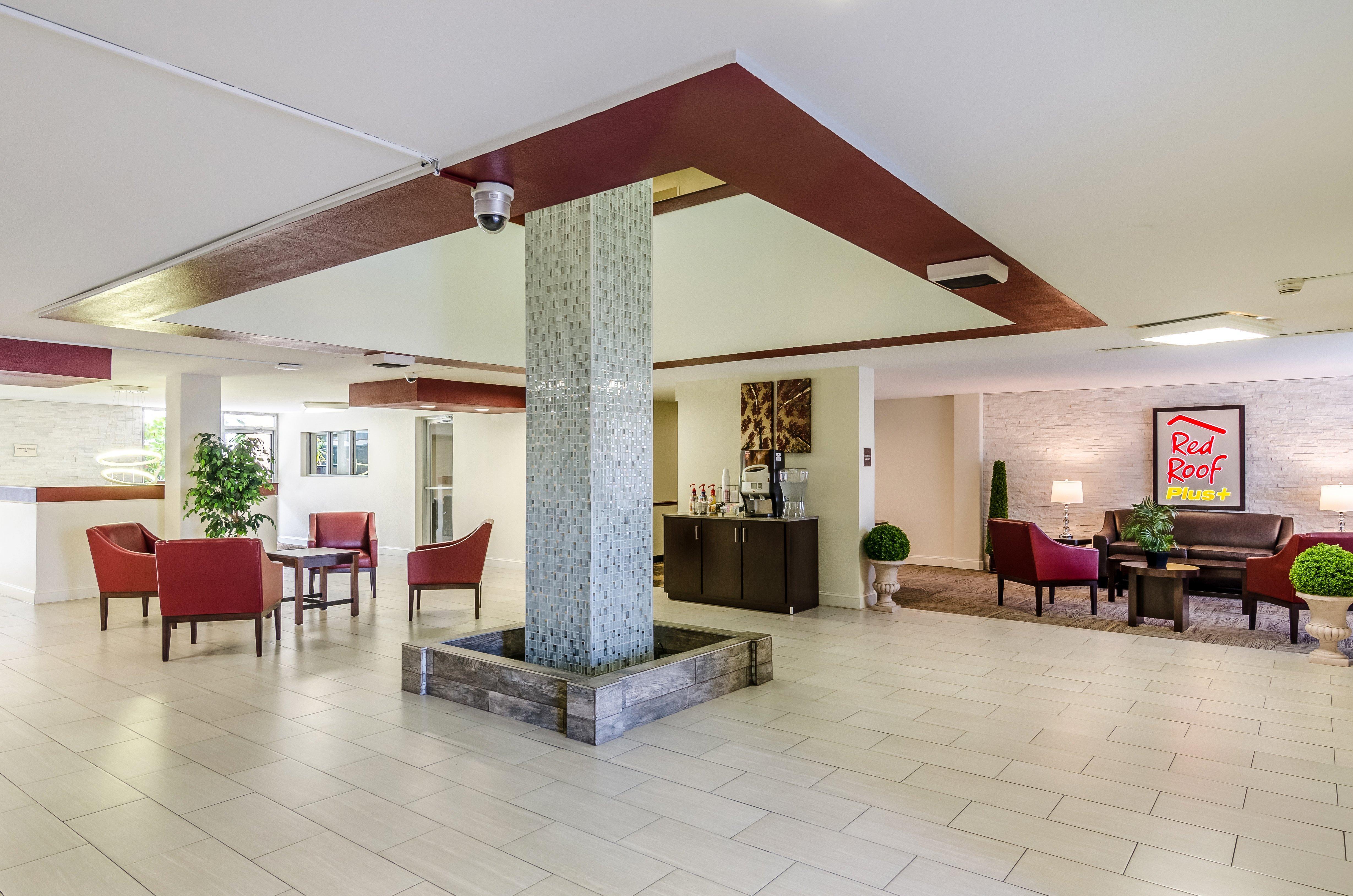 Red Roof Inn Plus+ Wichita East Eksteriør bilde