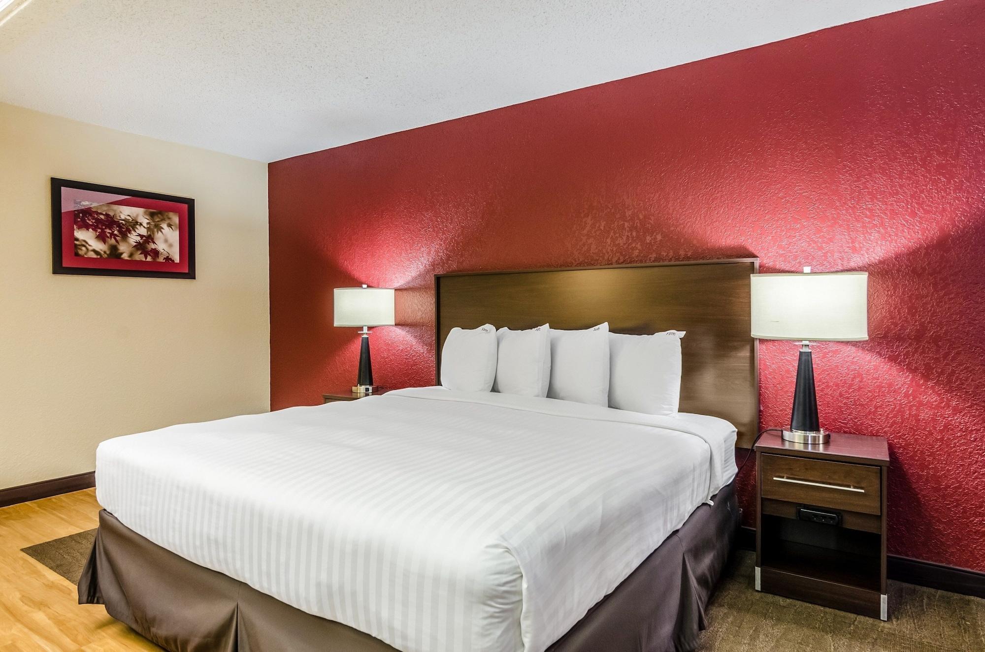 Red Roof Inn Plus+ Wichita East Eksteriør bilde